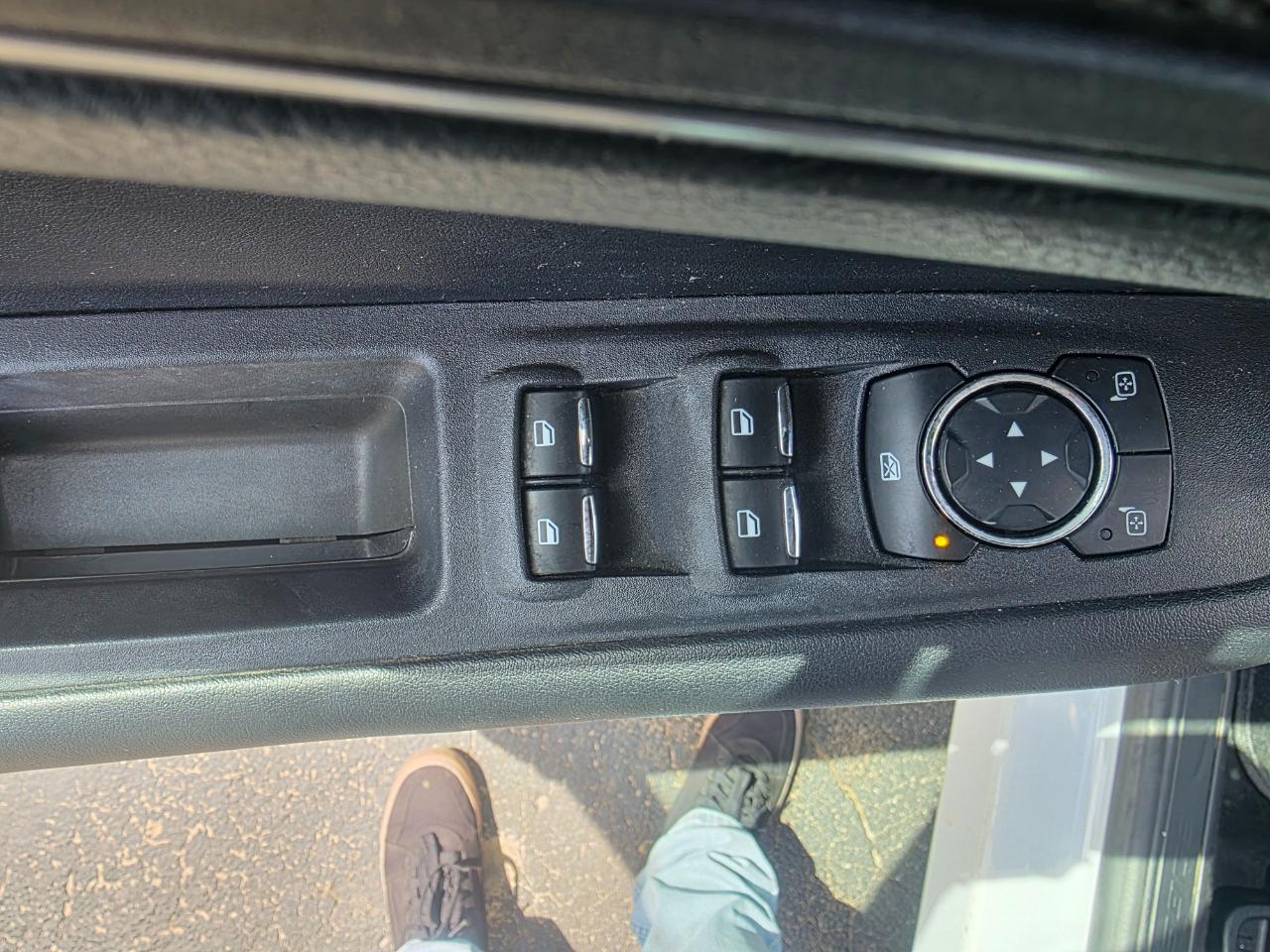 Ford Edge SE FWD 2021