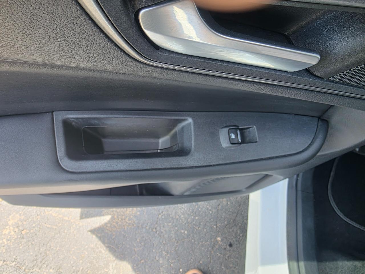 Ford Edge SE FWD 2021