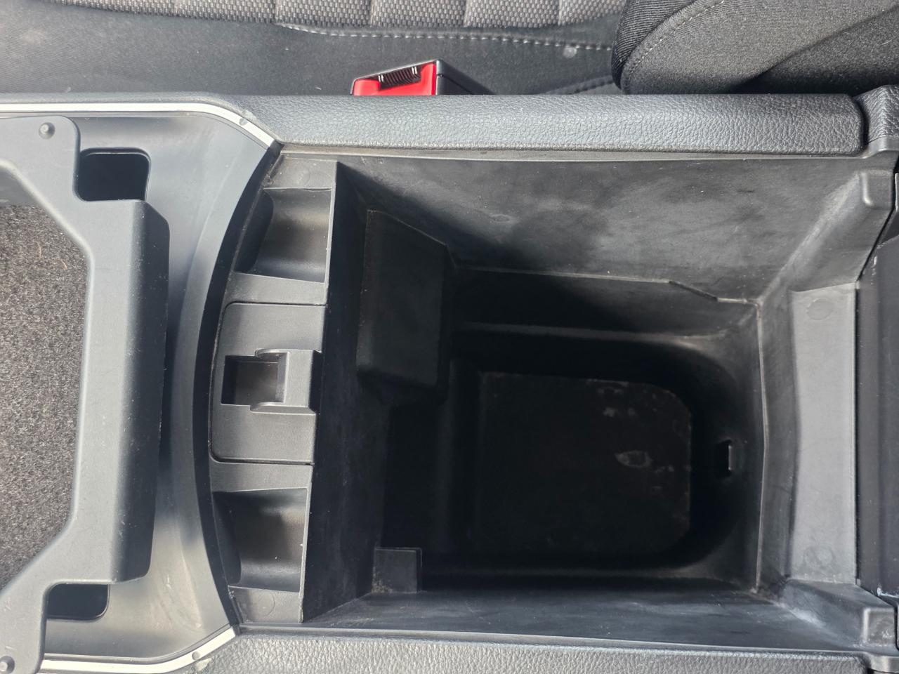 Ford Edge SE FWD 2021