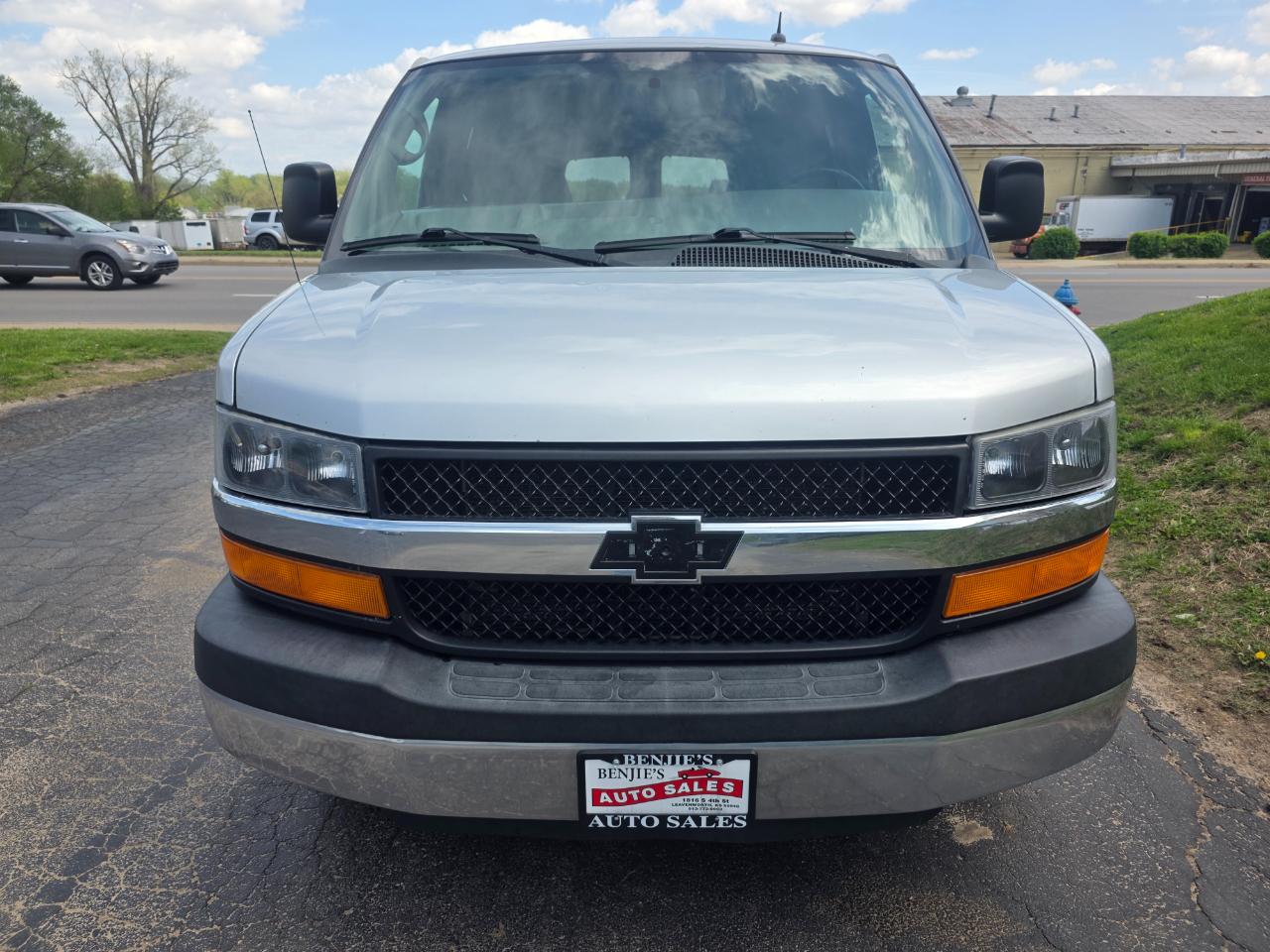Chevrolet Express LT 3500 2015