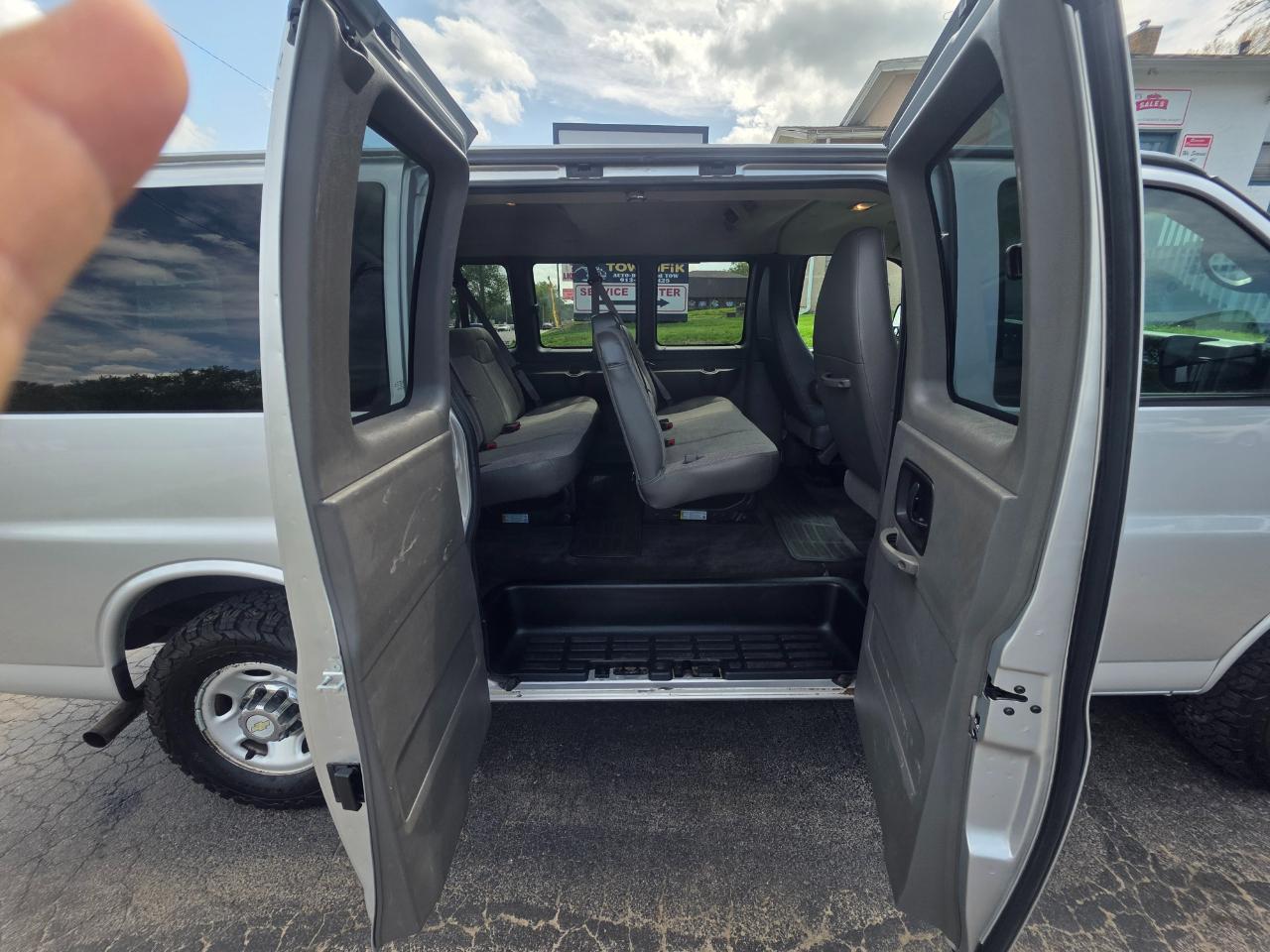 Chevrolet Express LT 3500 2015