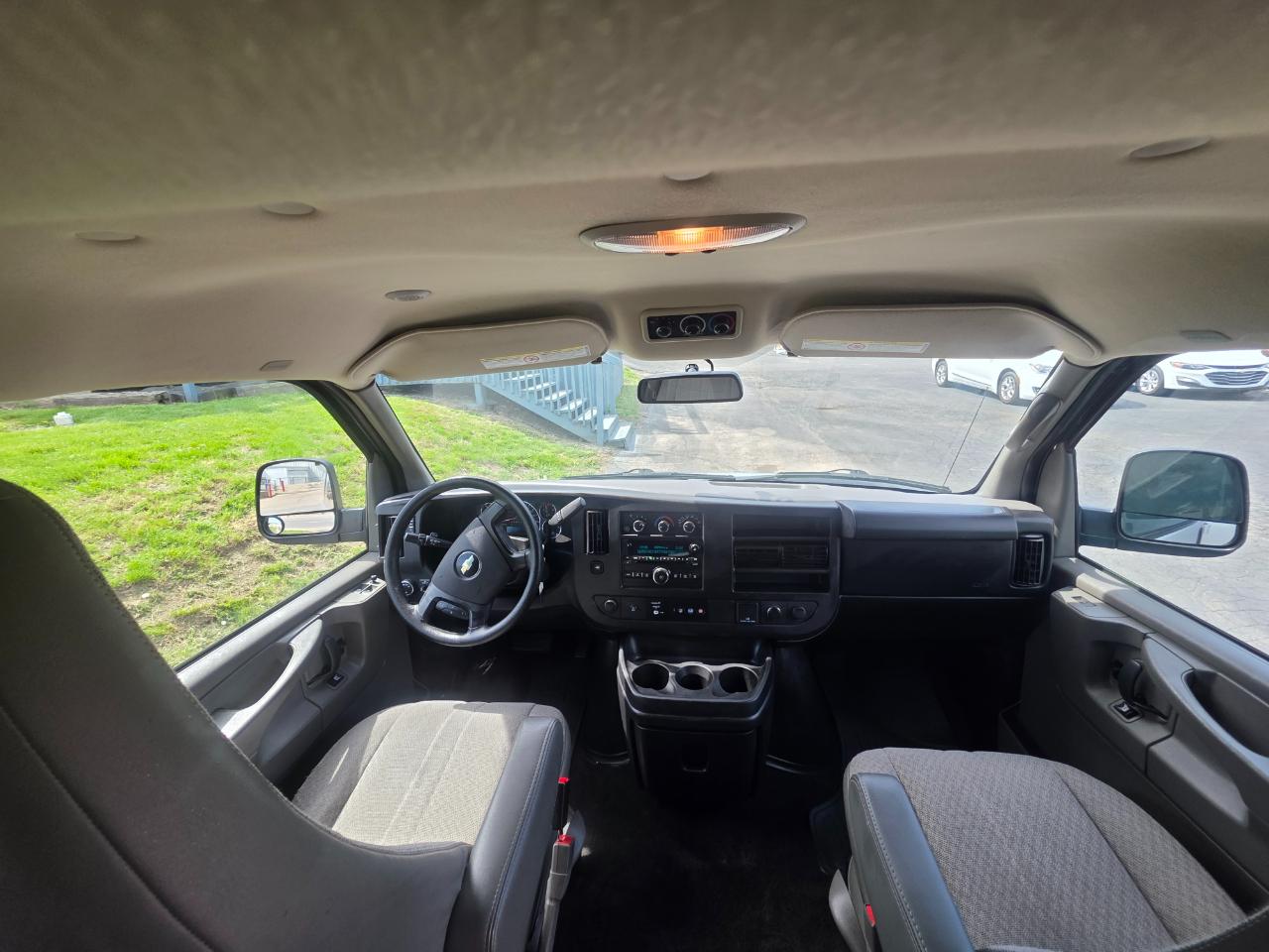 Chevrolet Express LT 3500 2015