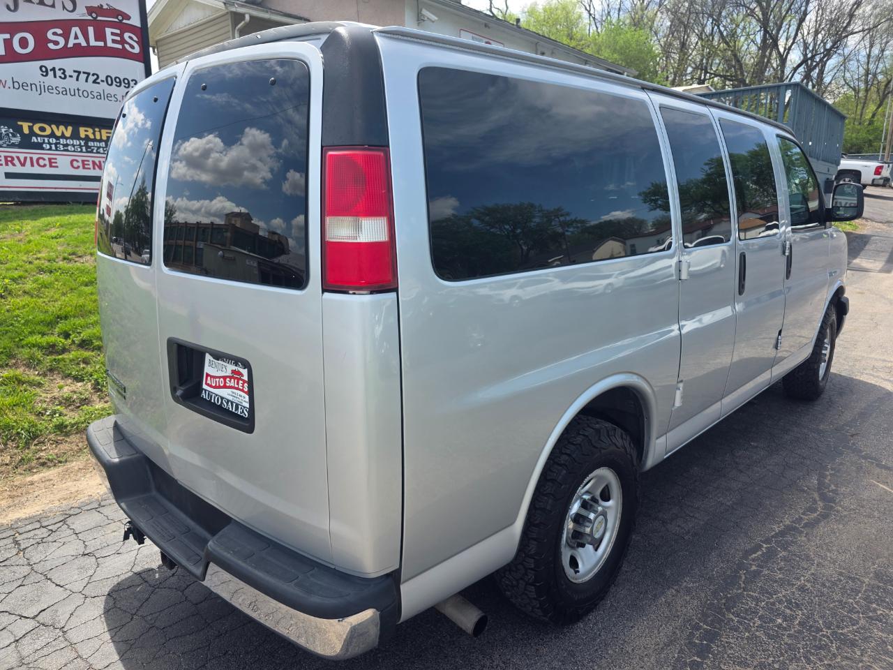 Chevrolet Express LT 3500 2015