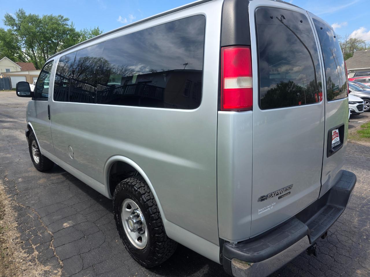 Chevrolet Express LT 3500 2015