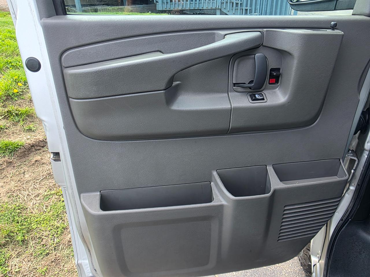 Chevrolet Express LT 3500 2015