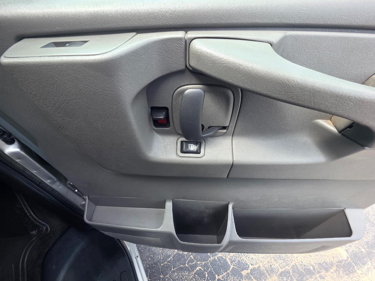 Chevrolet Express LT 3500 2015