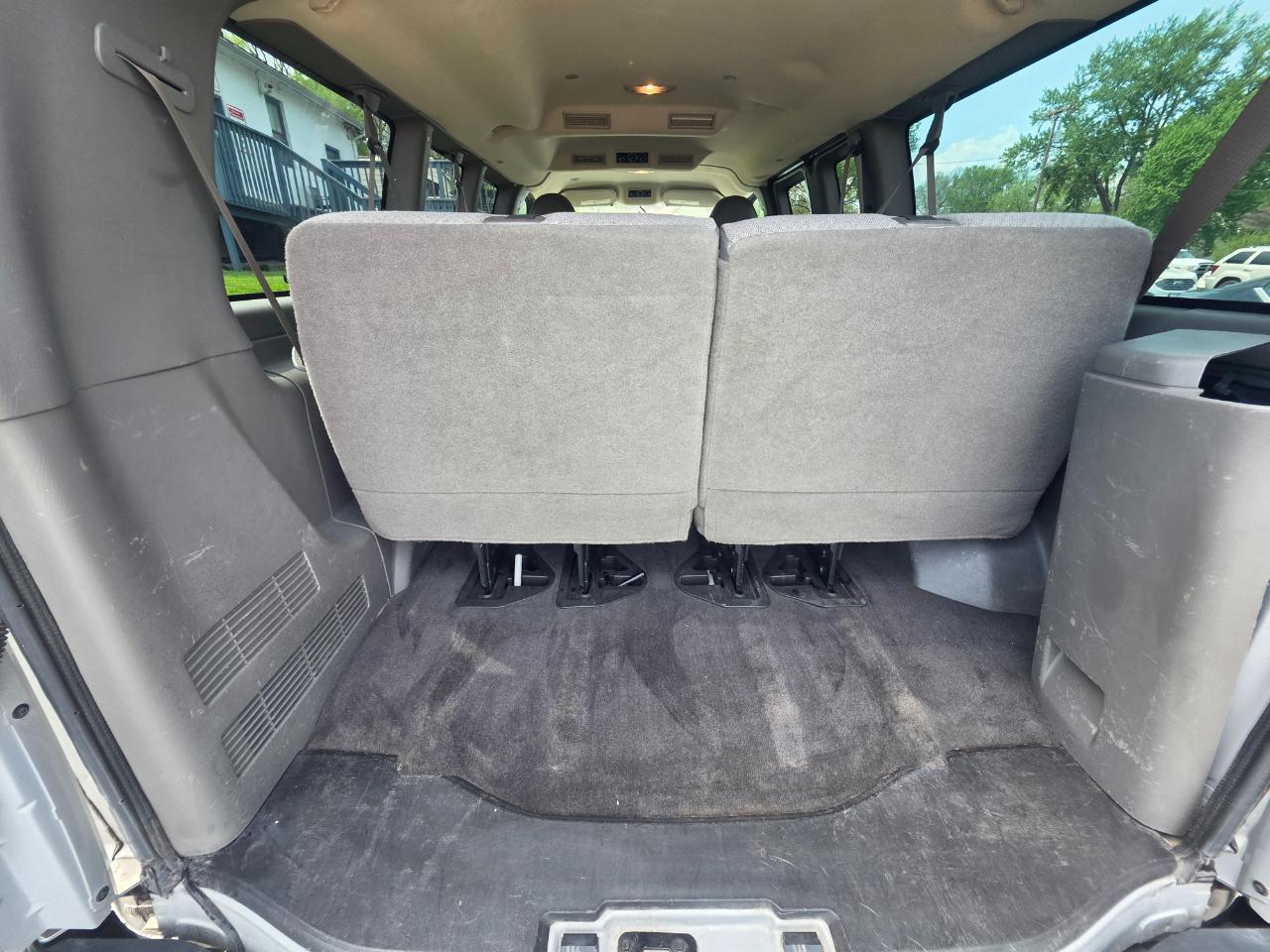 Chevrolet Express LT 3500 2015