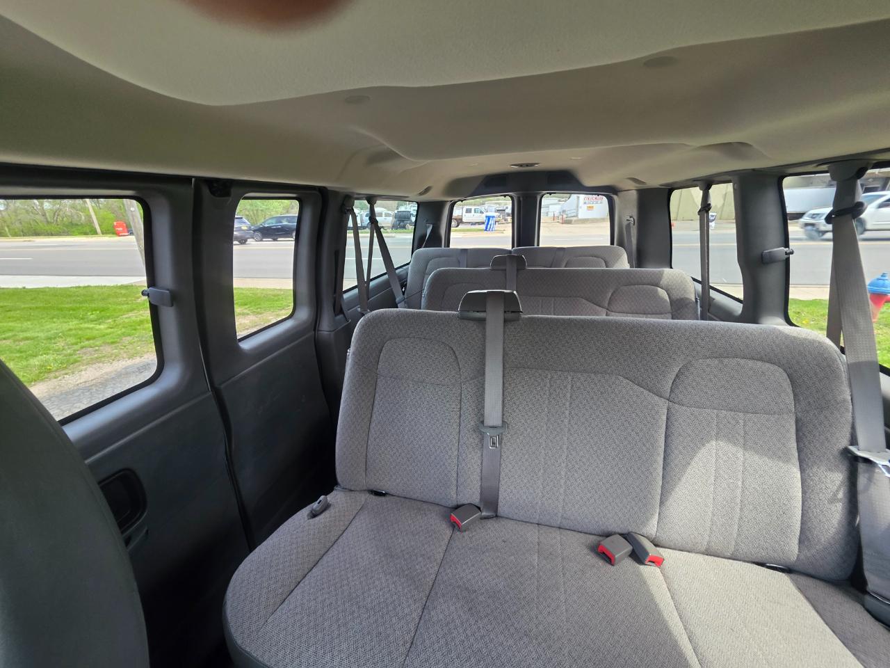 Chevrolet Express LT 3500 2015