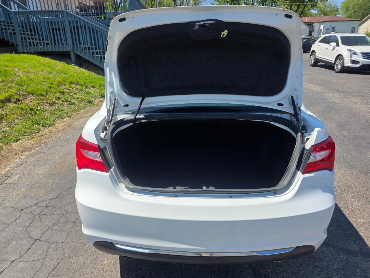 Chrysler 200 Touring 2011