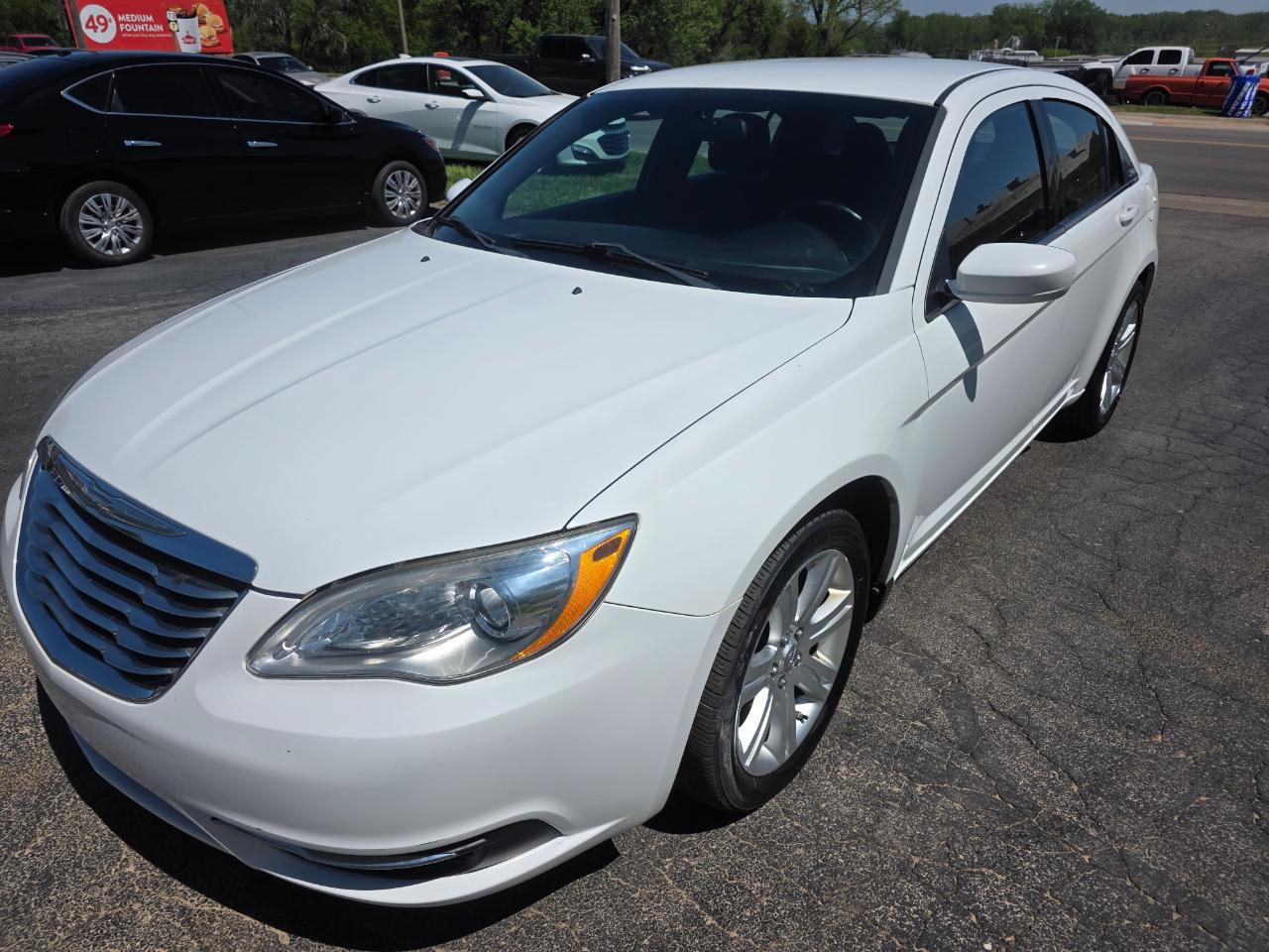 Chrysler 200 Touring 2011