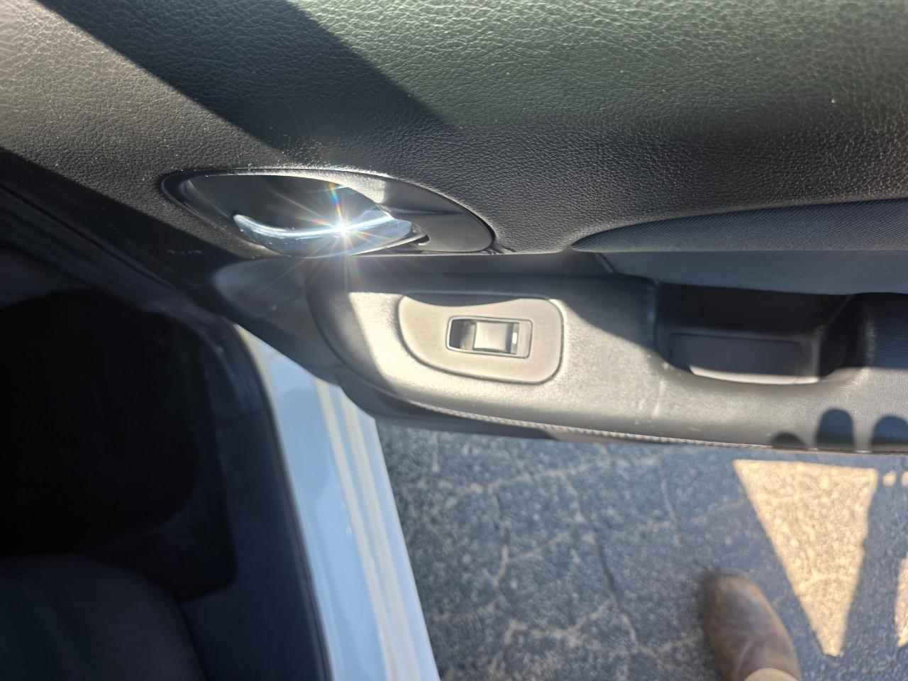 Chrysler 200 Touring 2011