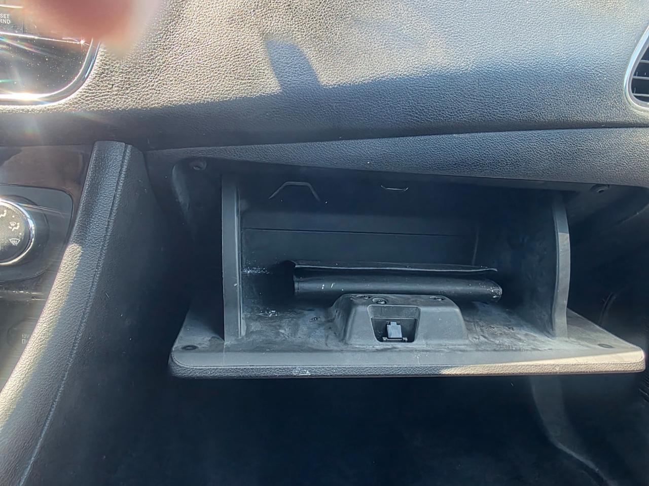 Chrysler 200 Touring 2011