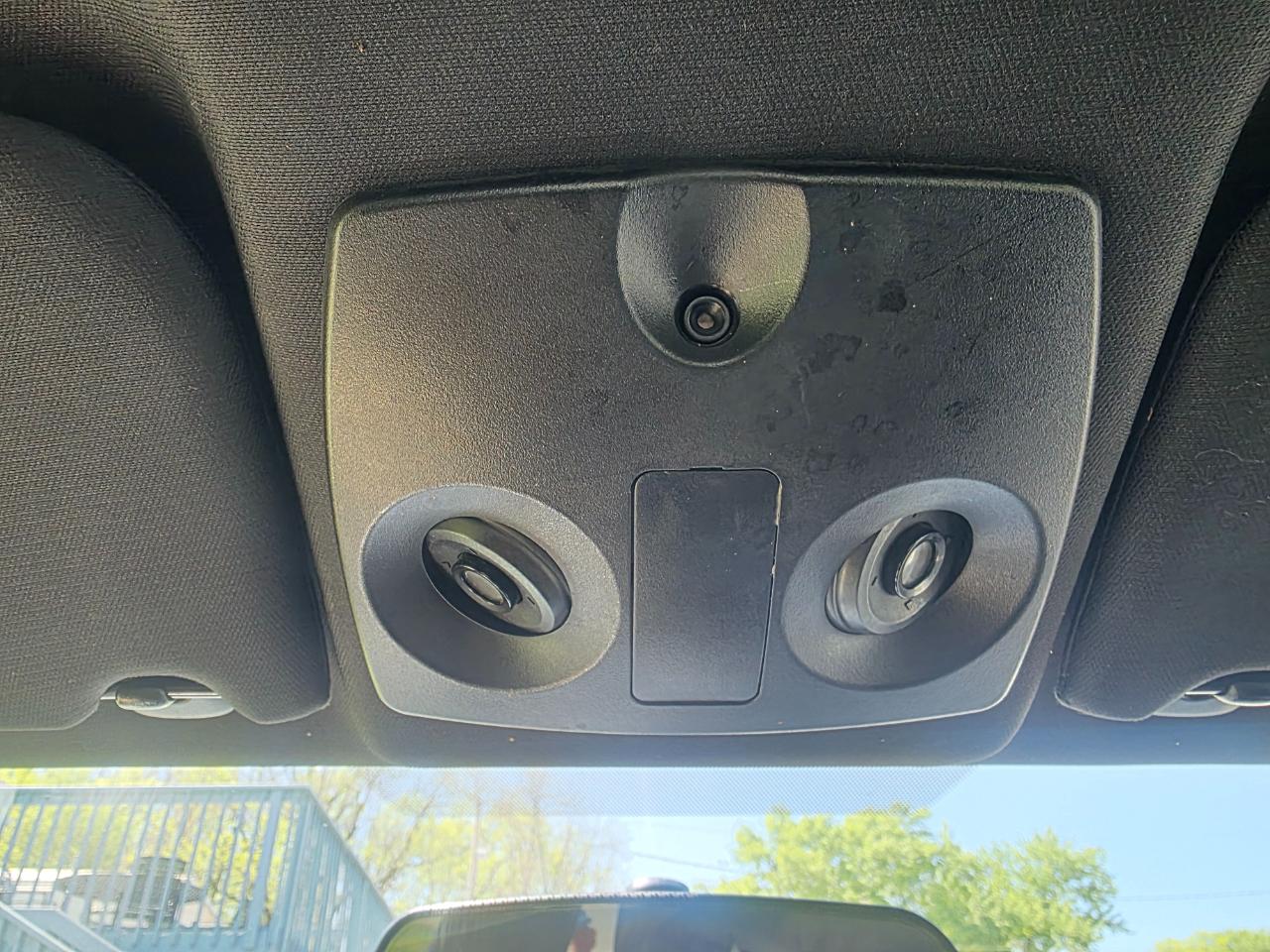 Chrysler 200 Touring 2011