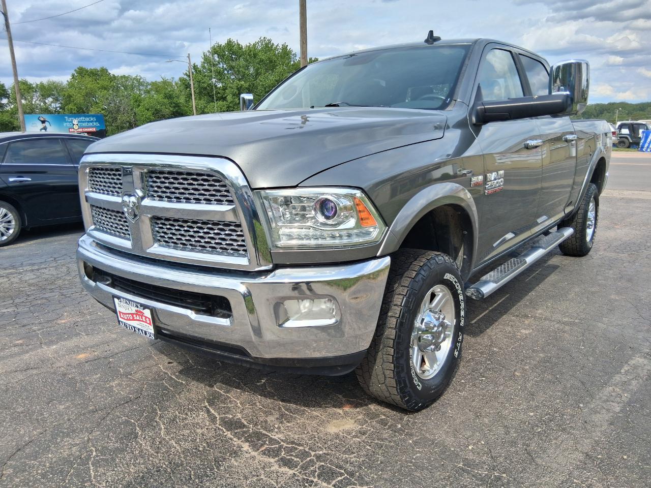 RAM 2500 Laramie Crew Cab SWB 4WD 2013