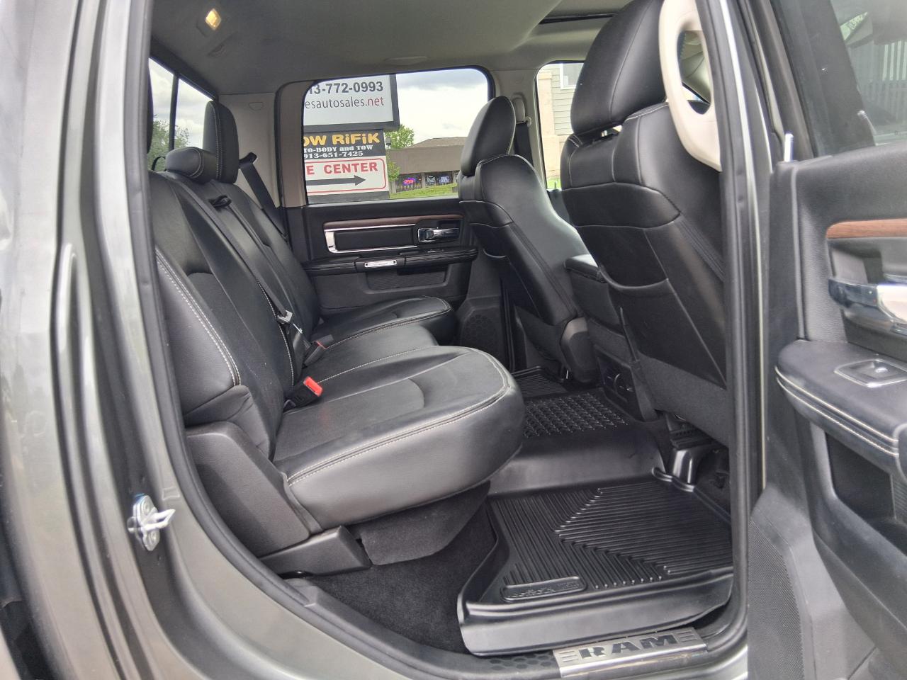 RAM 2500 Laramie Crew Cab SWB 4WD 2013