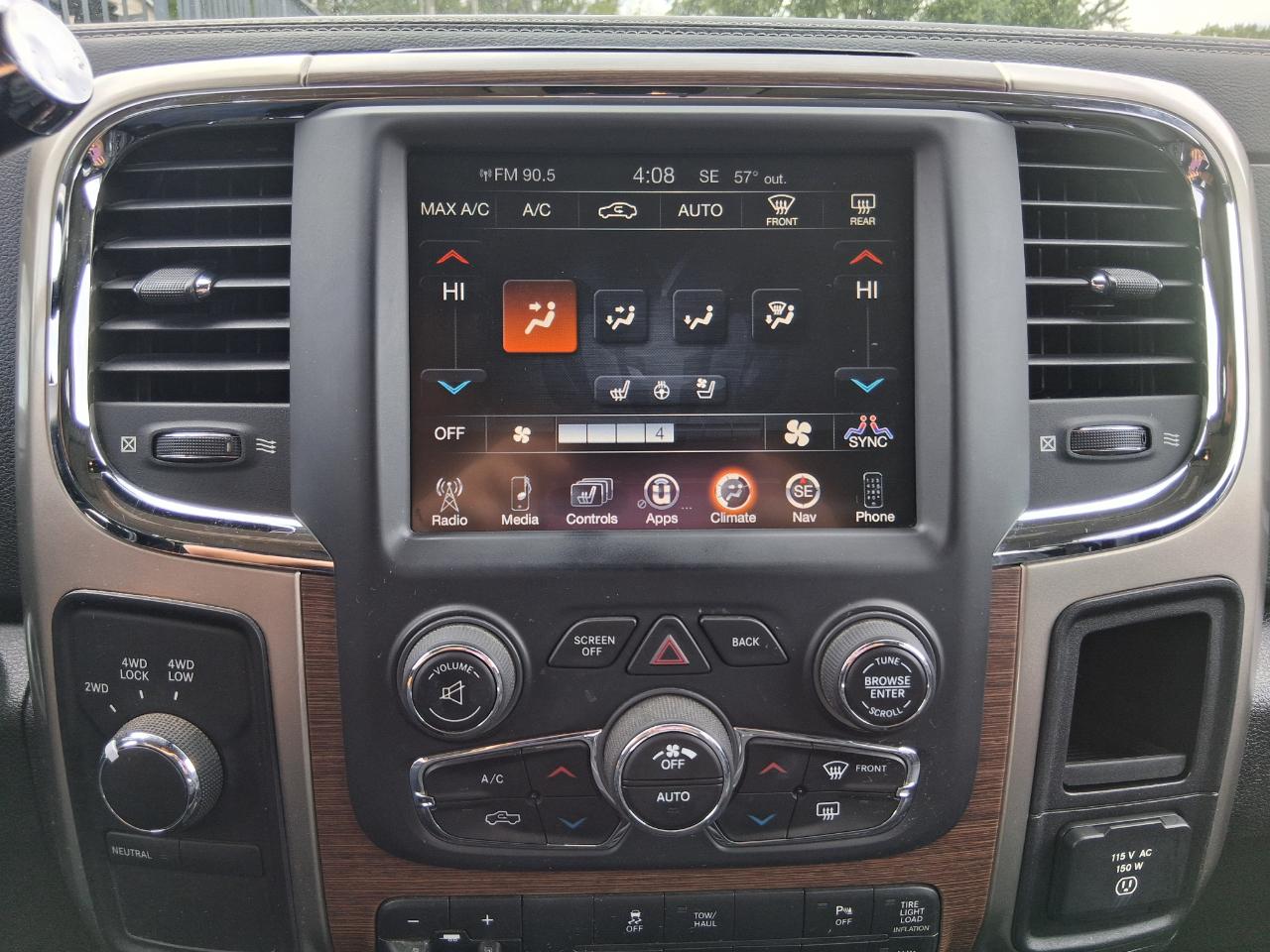 RAM 2500 Laramie Crew Cab SWB 4WD 2013
