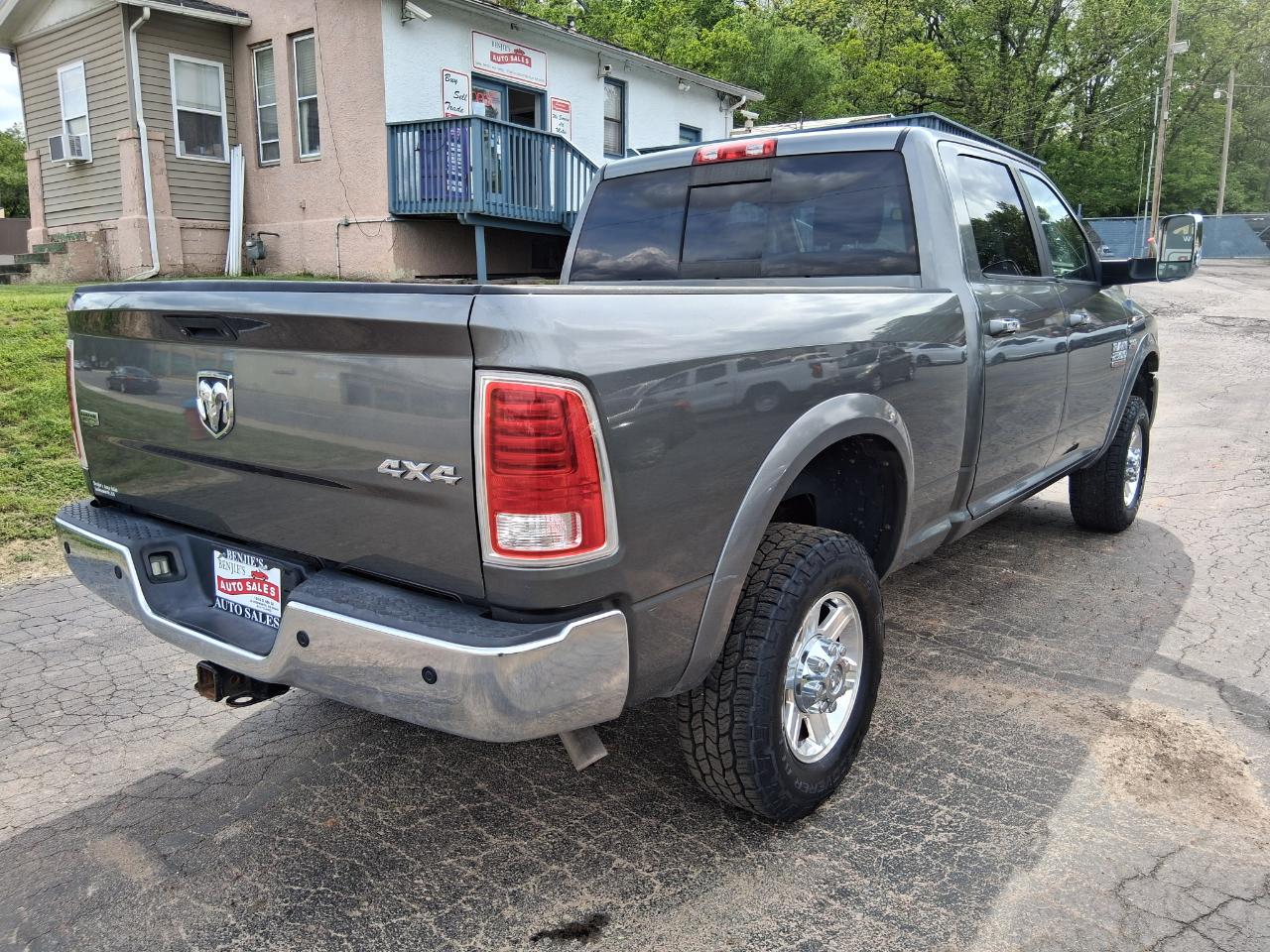RAM 2500 Laramie Crew Cab SWB 4WD 2013