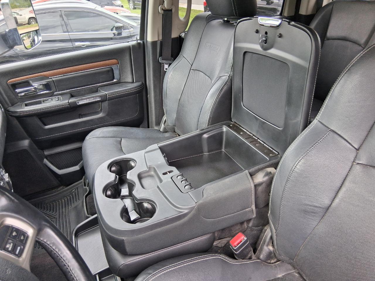 RAM 2500 Laramie Crew Cab SWB 4WD 2013