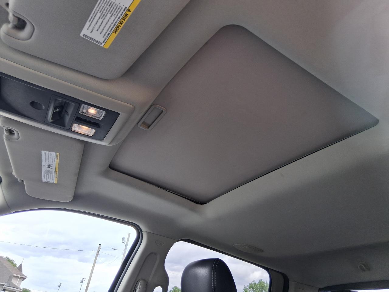RAM 2500 Laramie Crew Cab SWB 4WD 2013