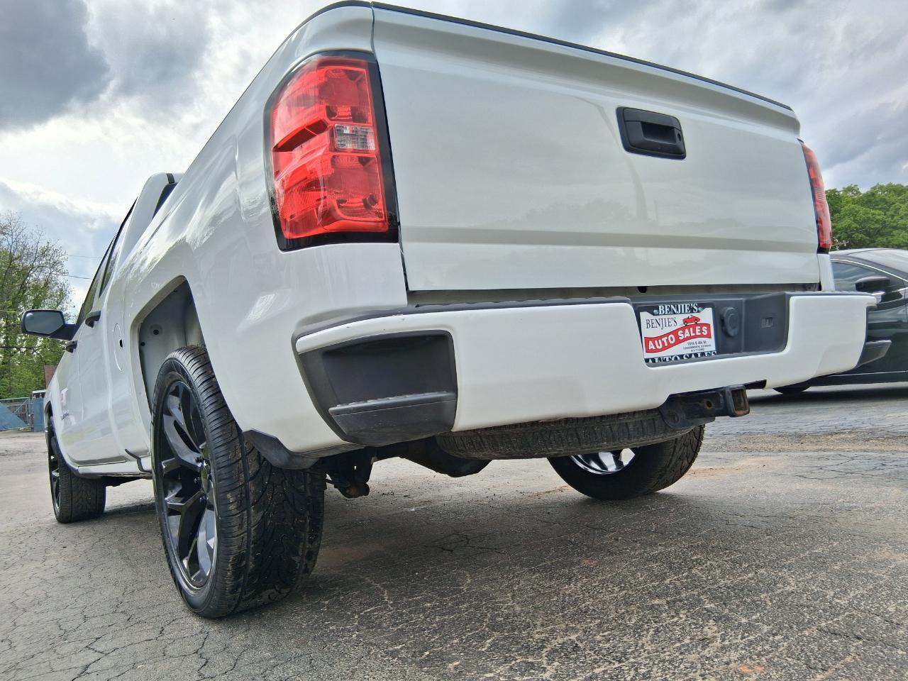 Chevrolet Silverado 1500 Custom Double Cab 2WD 2019