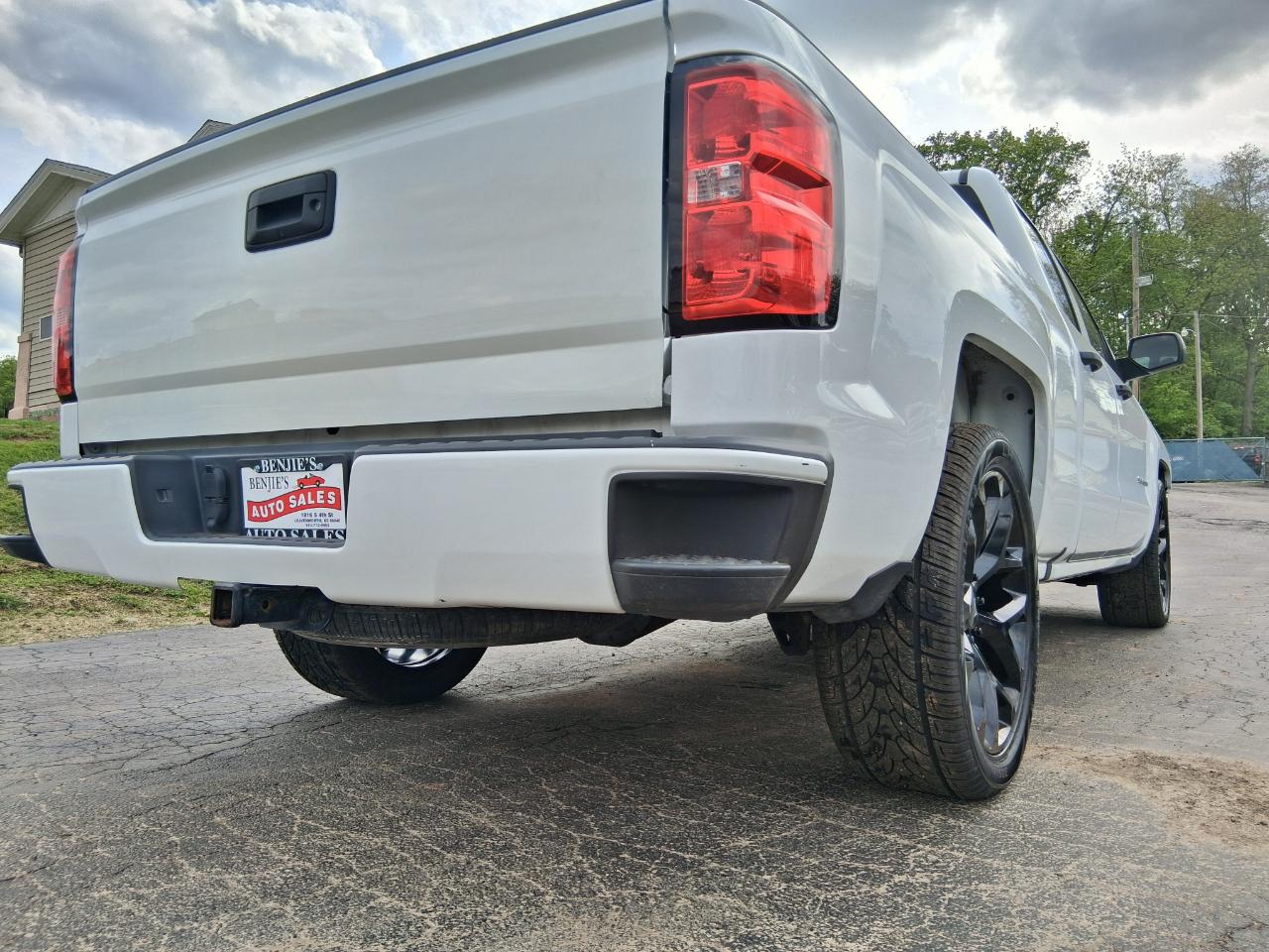 Chevrolet Silverado 1500 Custom Double Cab 2WD 2019