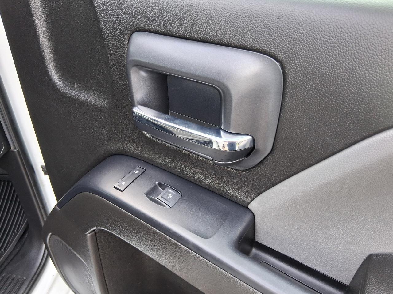 Chevrolet Silverado 1500 Custom Double Cab 2WD 2019