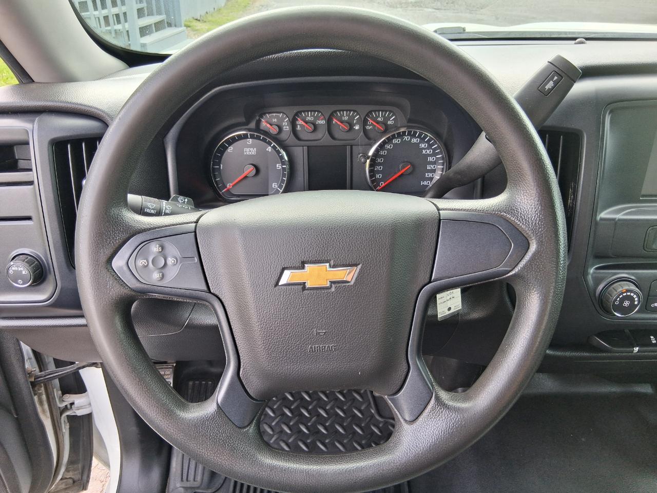 Chevrolet Silverado 1500 Custom Double Cab 2WD 2019
