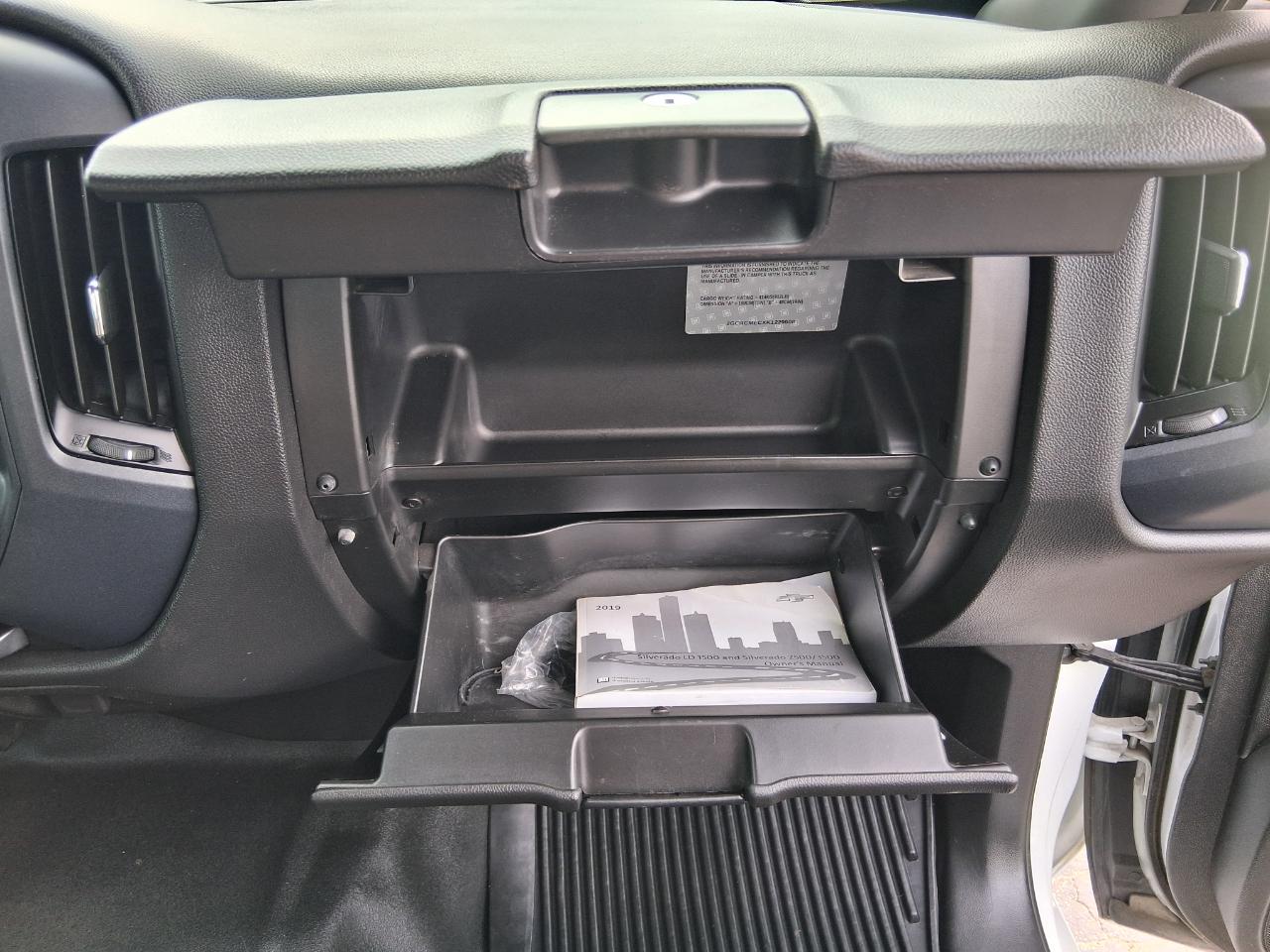 Chevrolet Silverado 1500 Custom Double Cab 2WD 2019