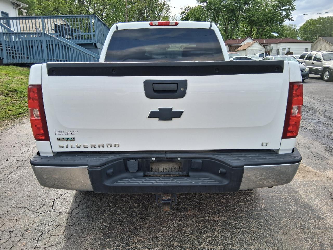 Chevrolet Silverado 1500 LT Crew Cab 4WD 2011