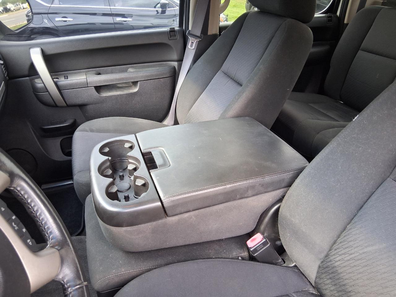 Chevrolet Silverado 1500 LT Crew Cab 4WD 2011