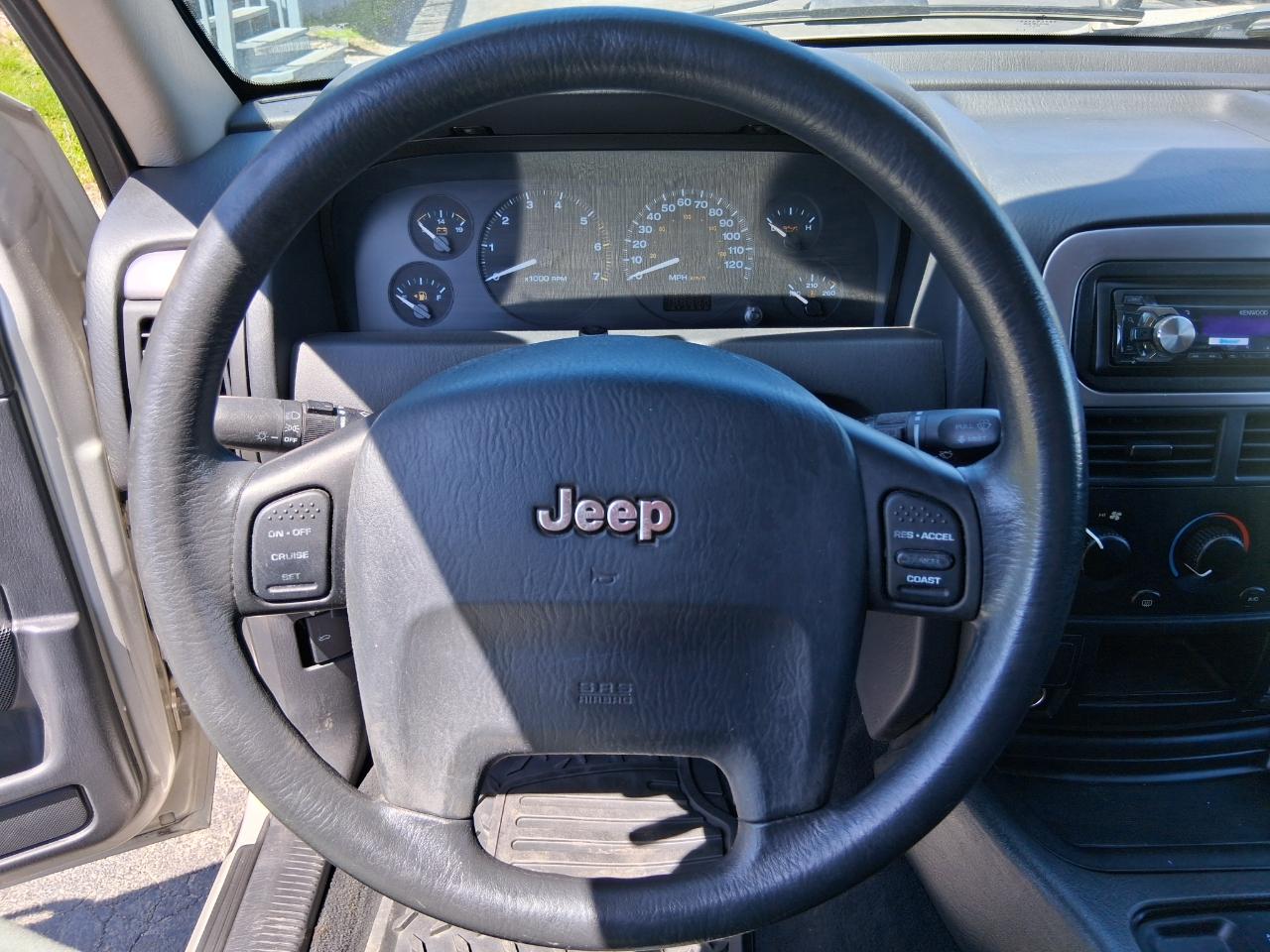 Jeep Grand Cherokee Laredo Special Edition 4WD 2004