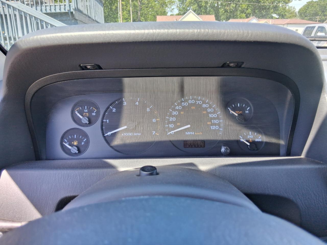 Jeep Grand Cherokee Laredo Special Edition 4WD 2004