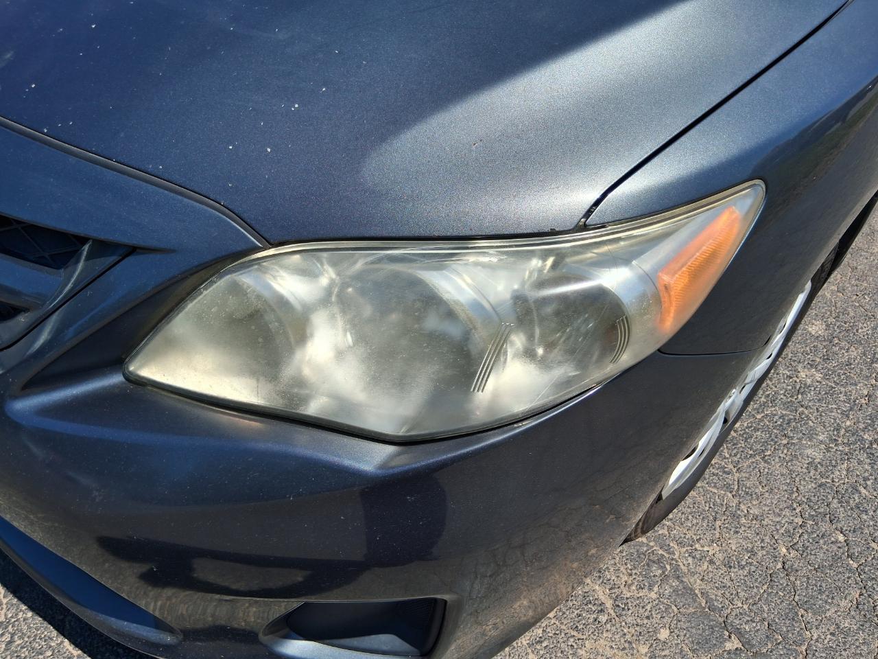 Toyota Corolla S 5-Speed MT 2012