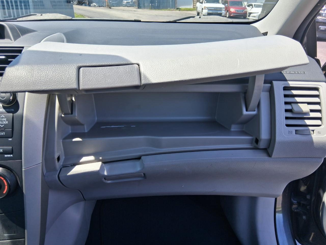 Toyota Corolla S 5-Speed MT 2012