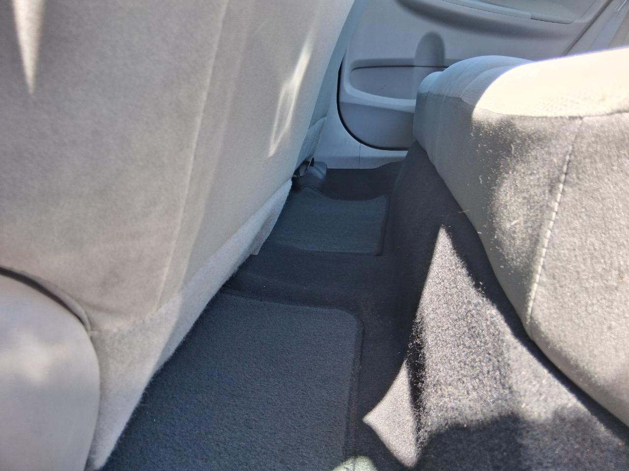 Toyota Corolla S 5-Speed MT 2012
