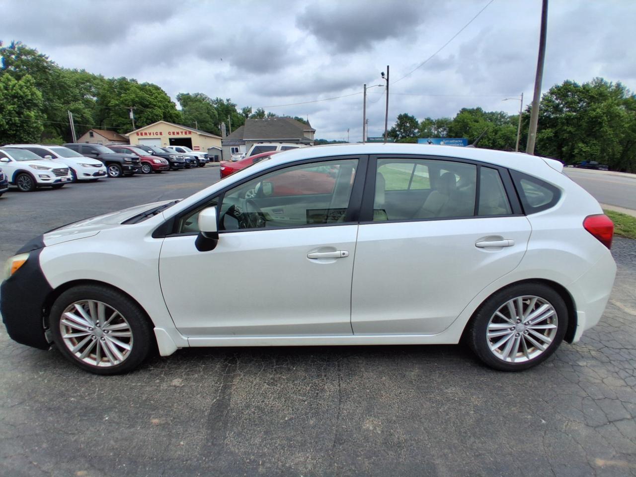 Subaru Impreza Premium Plus 5-Door+S/R 2012