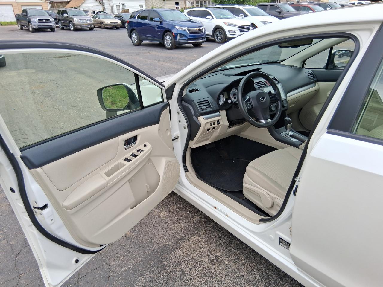 Subaru Impreza Premium Plus 5-Door+S/R 2012