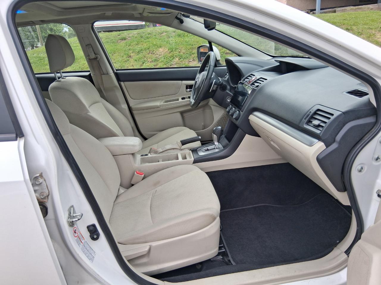 Subaru Impreza Premium Plus 5-Door+S/R 2012