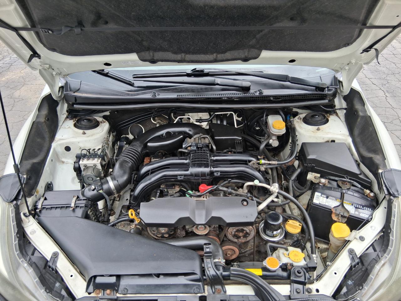 Subaru Impreza Premium Plus 5-Door+S/R 2012