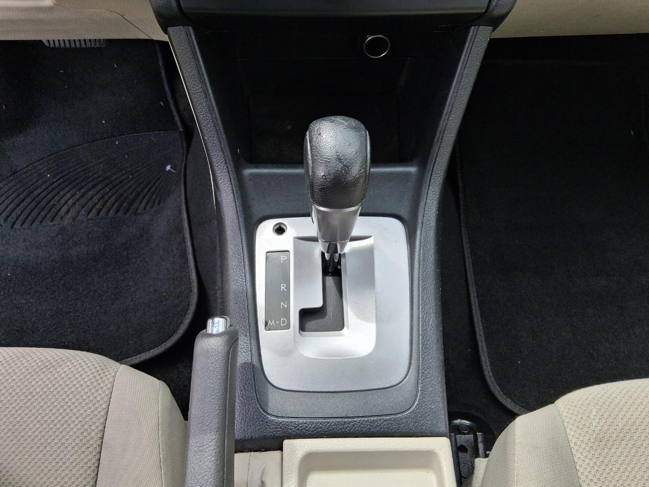 Subaru Impreza Premium Plus 5-Door+S/R 2012