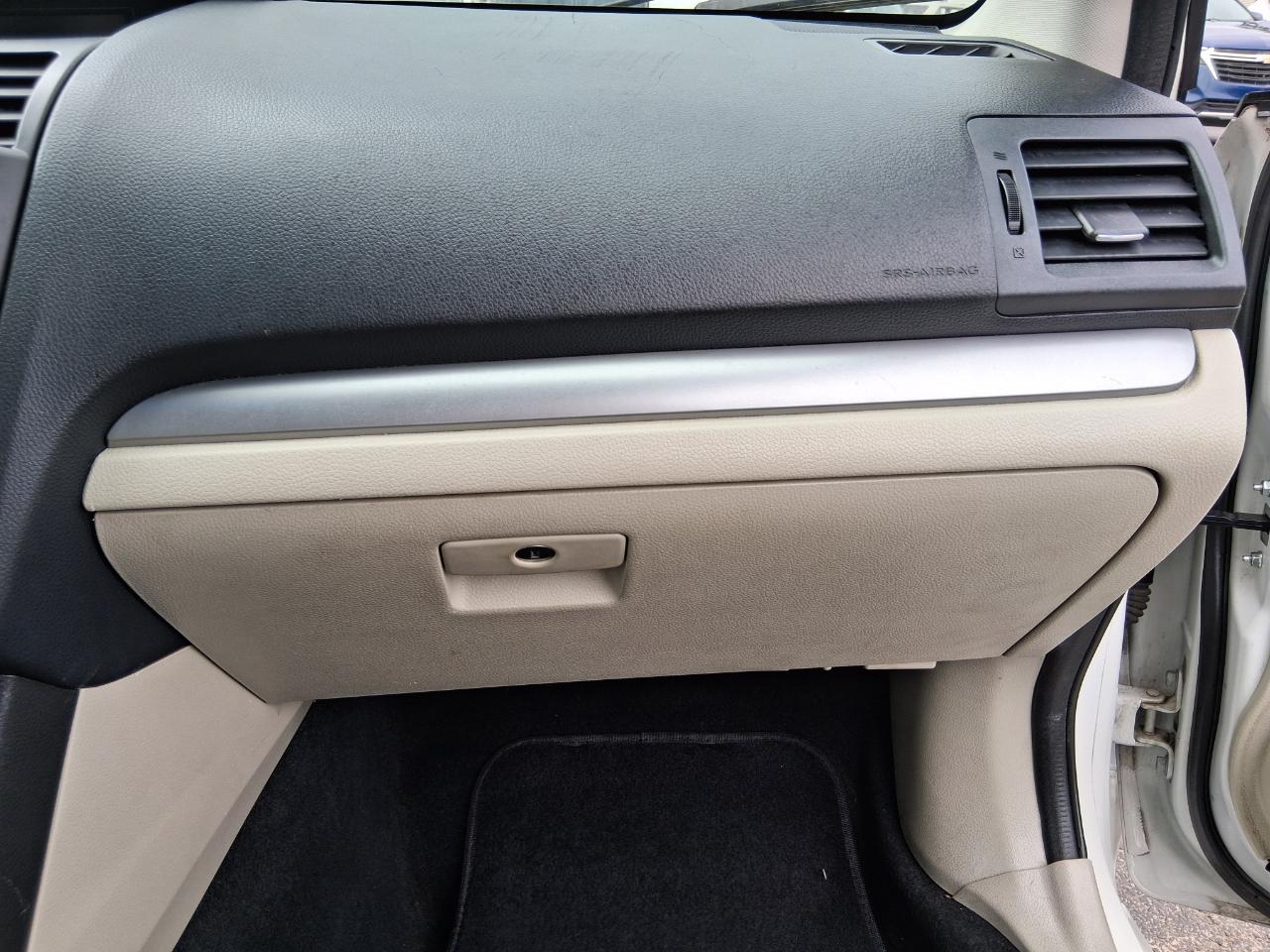 Subaru Impreza Premium Plus 5-Door+S/R 2012