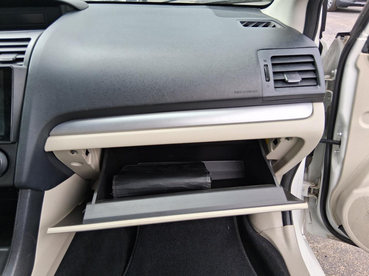 Subaru Impreza Premium Plus 5-Door+S/R 2012