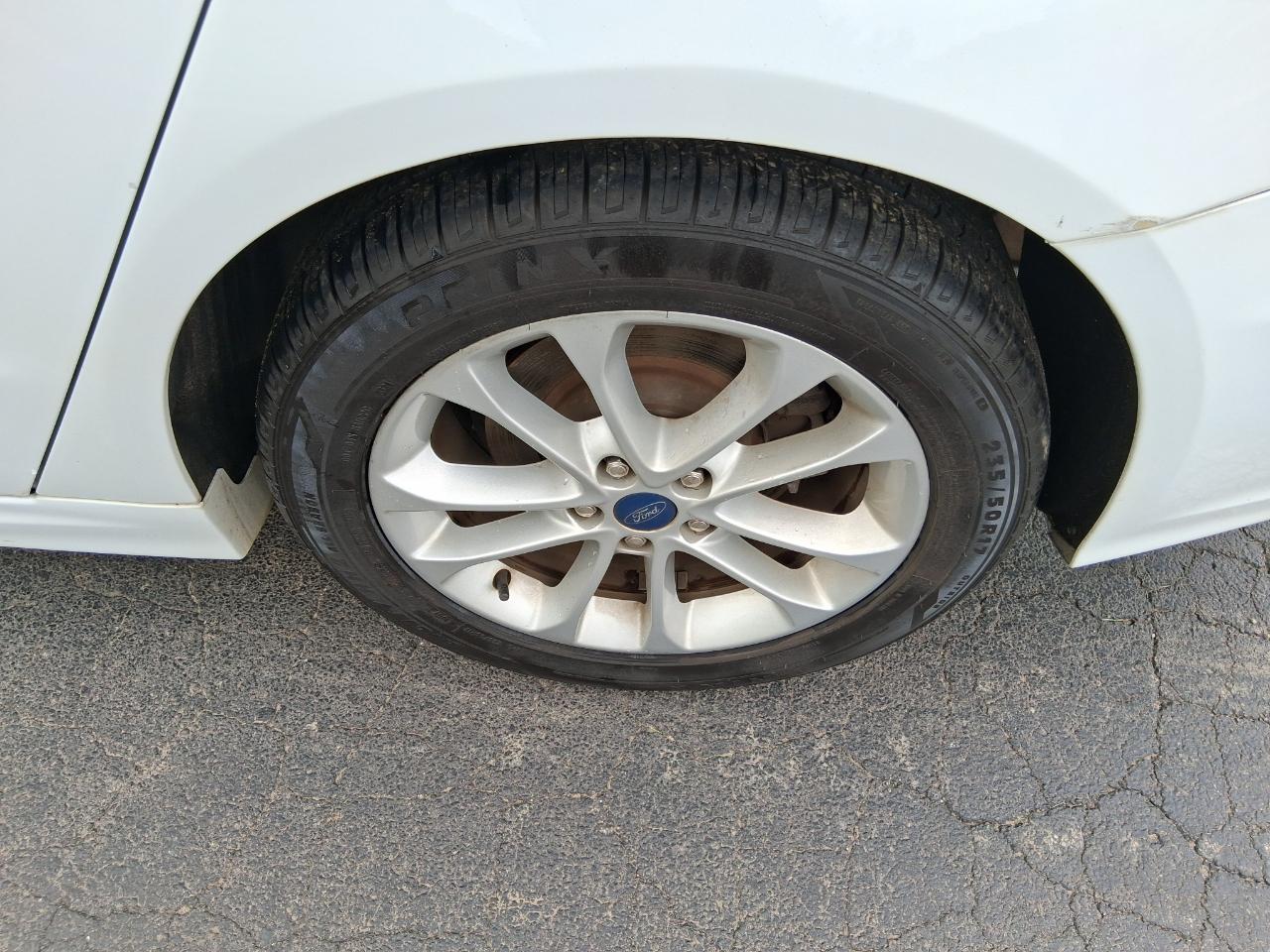 Ford Fusion SE 2019