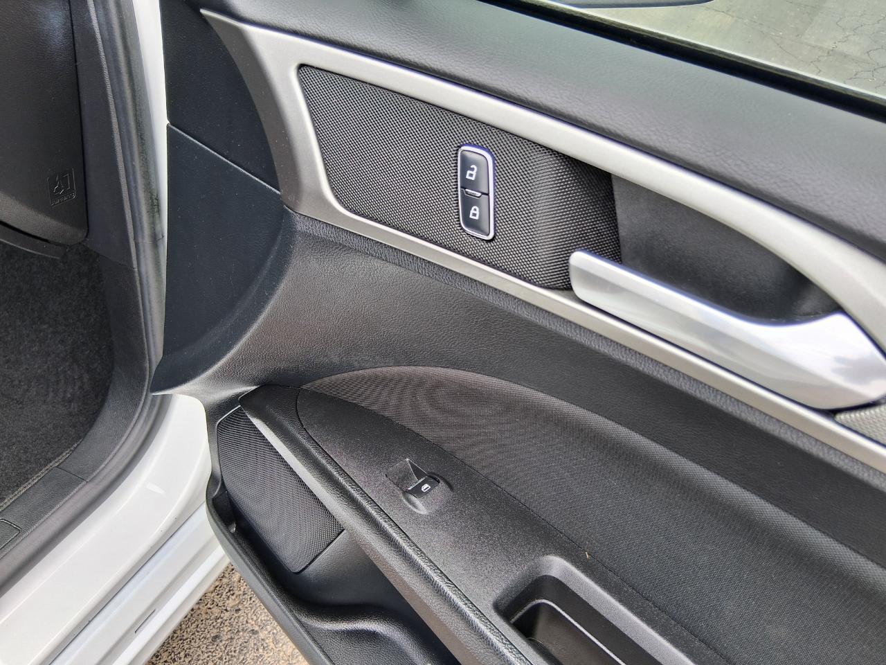 Ford Fusion SE 2019