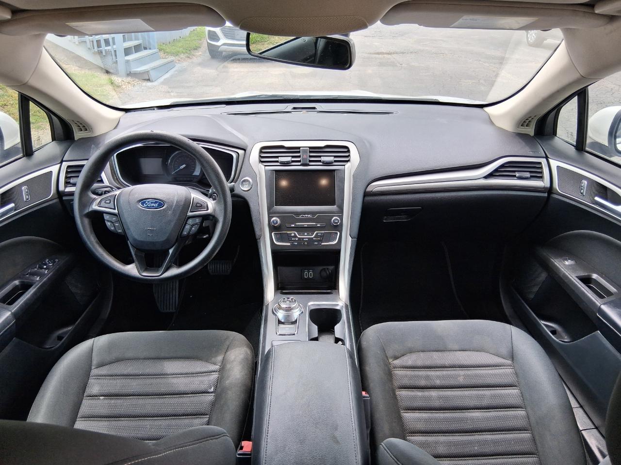 Ford Fusion SE 2019