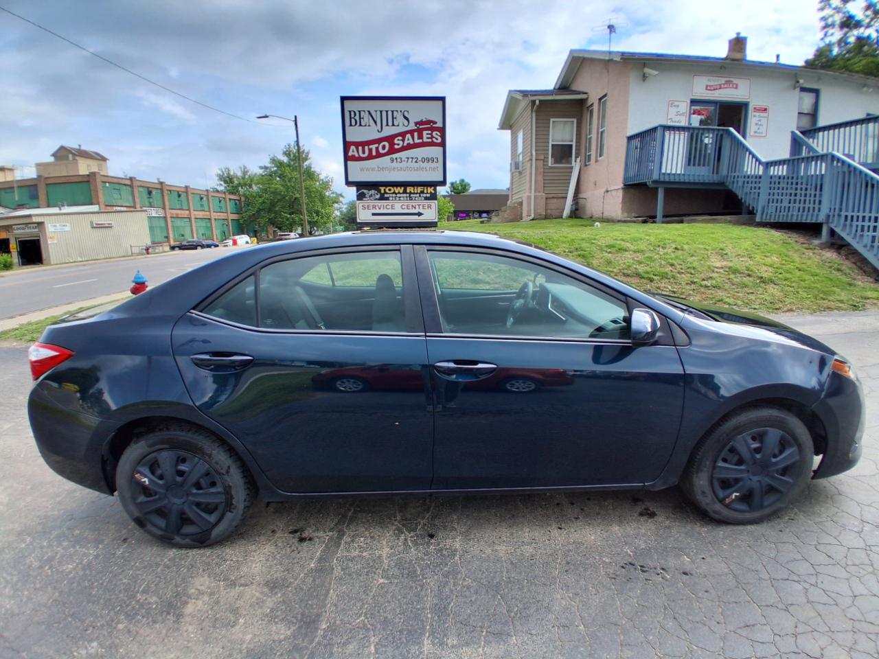 Toyota Corolla L CVT 2018