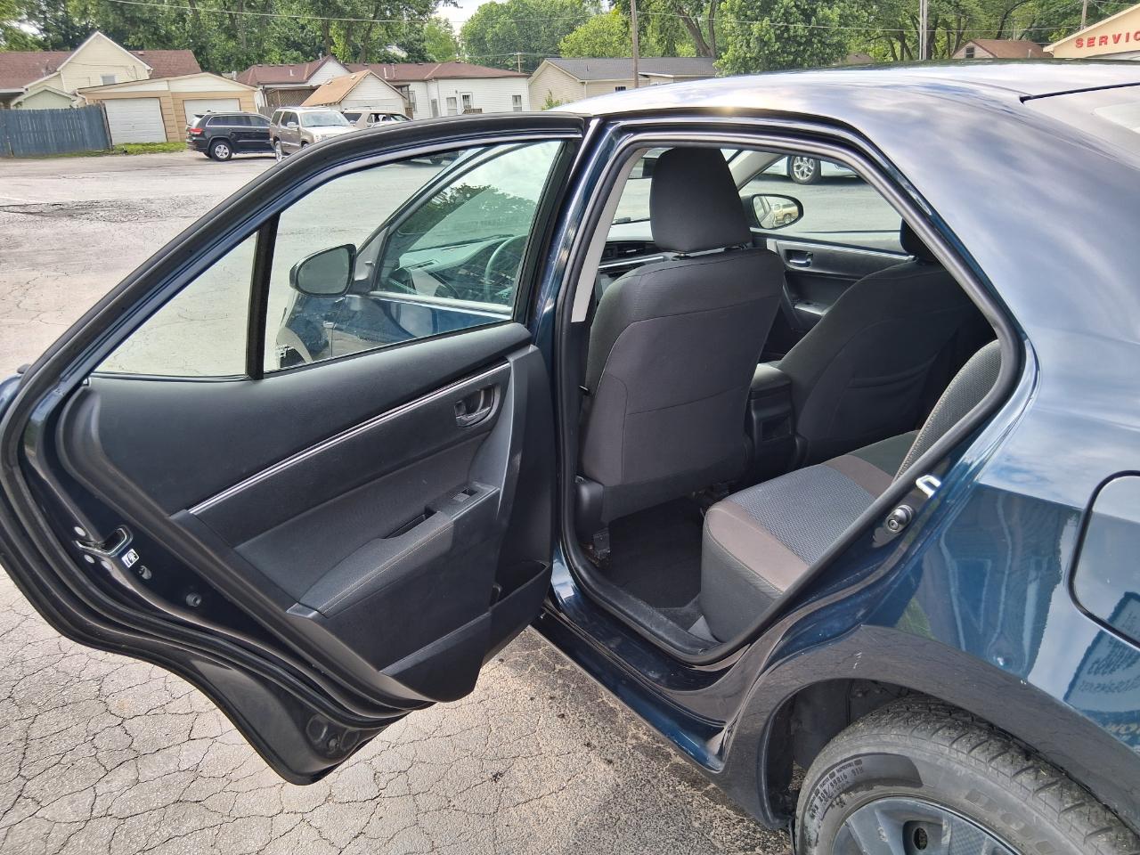 Toyota Corolla L CVT 2018