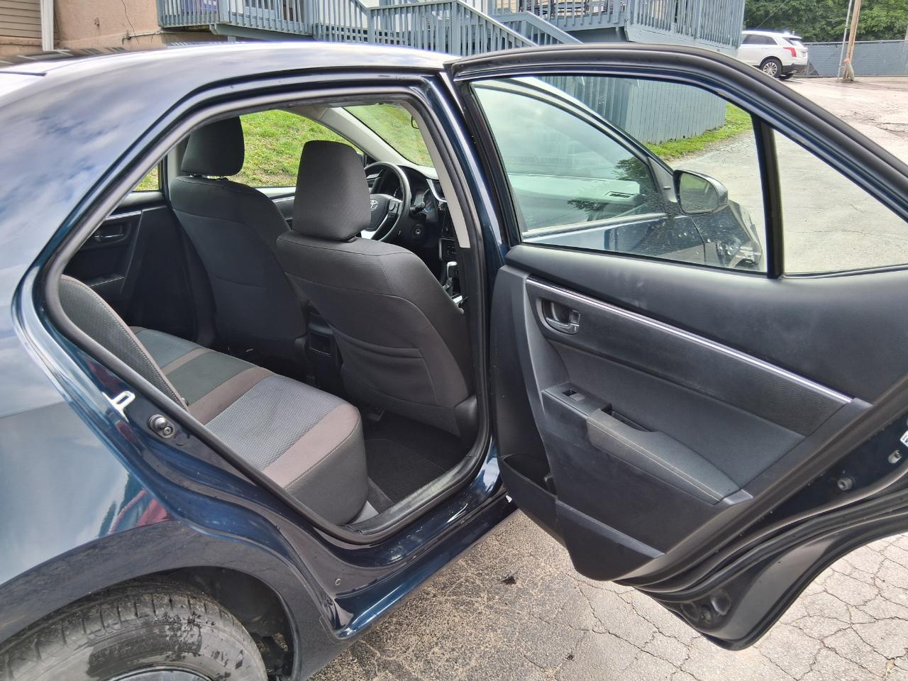 Toyota Corolla L CVT 2018