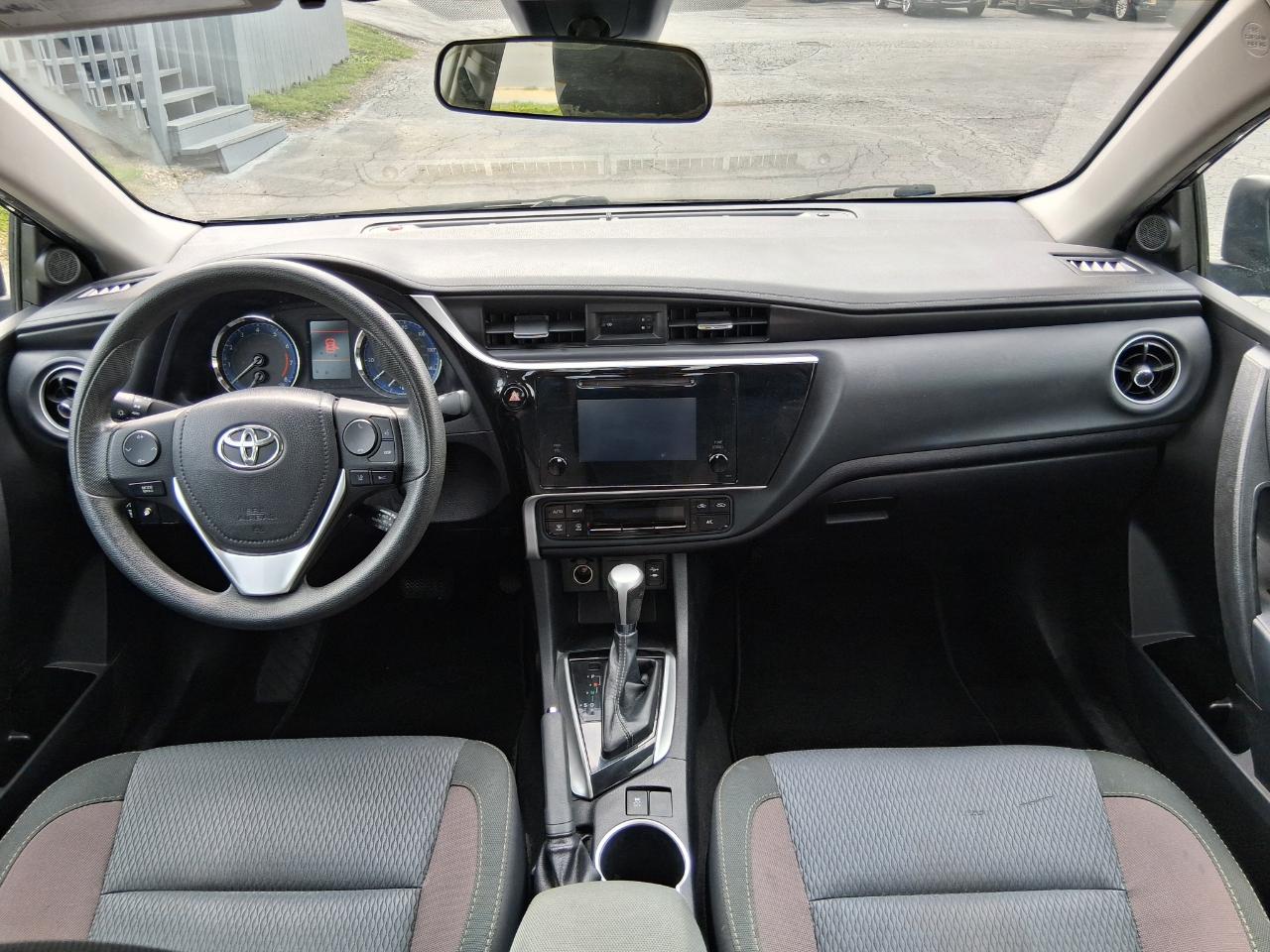Toyota Corolla L CVT 2018