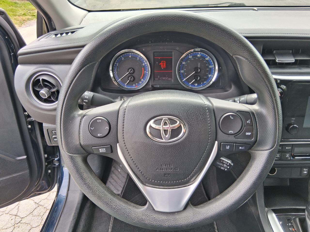 Toyota Corolla L CVT 2018